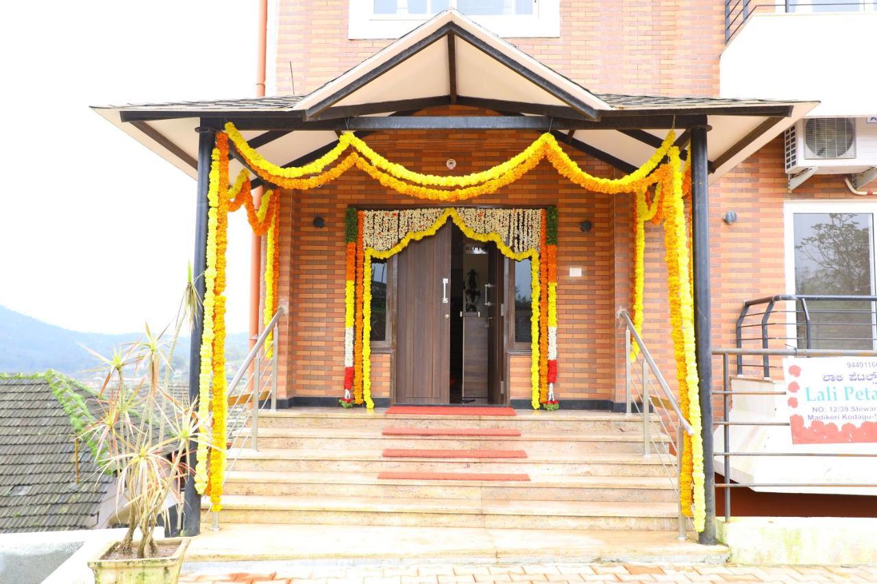 Lali Petals Apartment Madikeri Ngoại thất bức ảnh